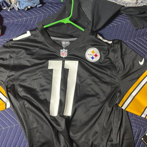 Pittsburgh Steelers Football Jersey - Picture 1 of 6